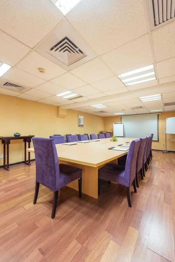 Ibis Shanghai Xujiahui Экстерьер фото