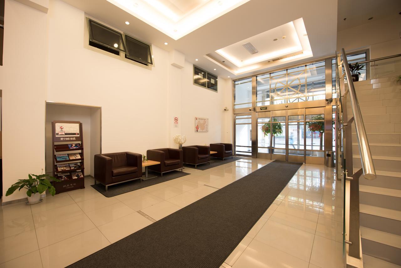 Ibis Shanghai Xujiahui Экстерьер фото